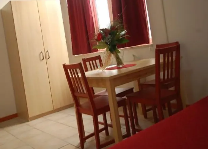 Lejlighedshotel Lupiae 3*